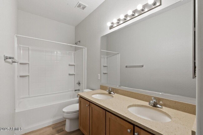 Building Photo - 18391 W Stinson Dr