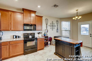 Building Photo - 3355 Putnam Fields