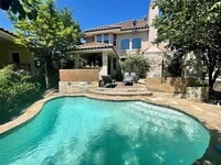 Building Photo - 3713 Broadwinged Hawk Cove