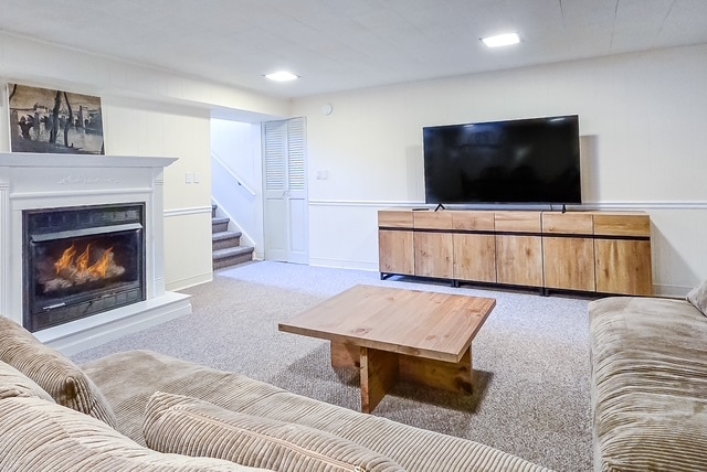 Building Photo - 2767 Oakwood Ln