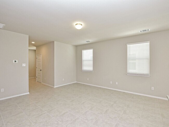 Building Photo - 3 BR/2 BA - 1437 SF in KYLE - Casseta Ranch!
