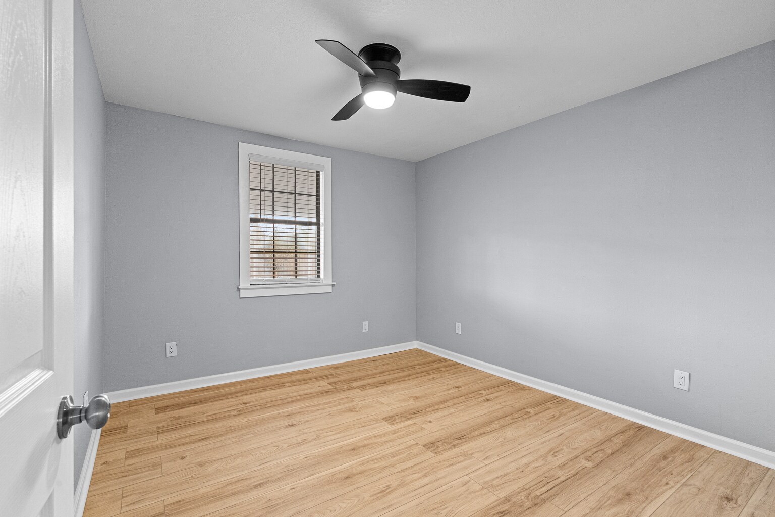 Building Photo - 5968 Capitol Dr