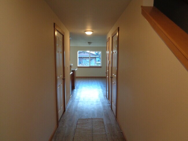 Building Photo - 524 Harrison St