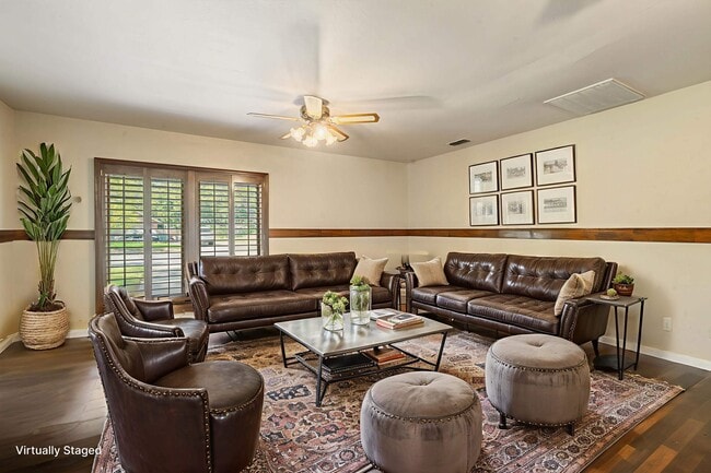 Building Photo - 106 Angela Dr