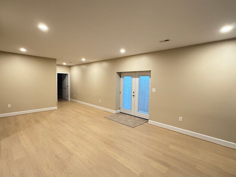 Building Photo - 9316 Stoney Run Pl