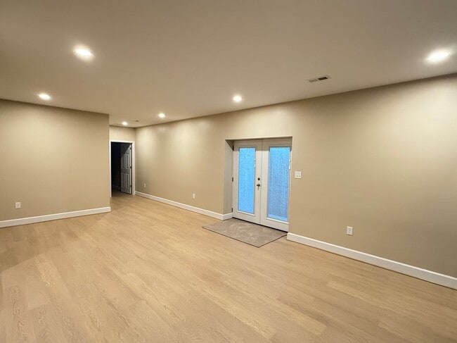 Building Photo - 9316 Stoney Run Pl