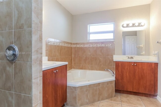 Building Photo - 5819 Wilson St