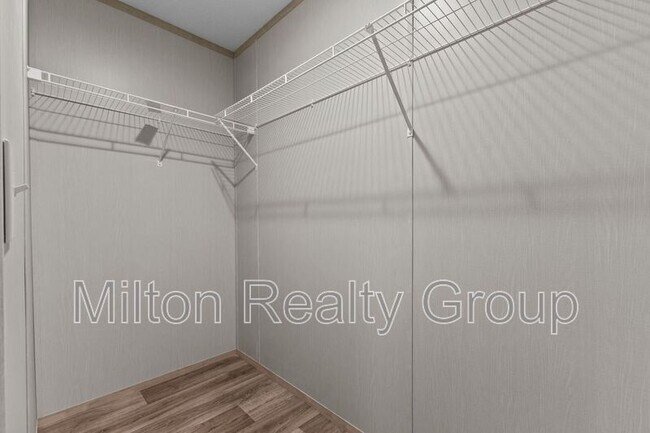 Building Photo - 141 Pioneer Ct