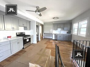 Building Photo - 3 bedroom in Brighton MA 02135