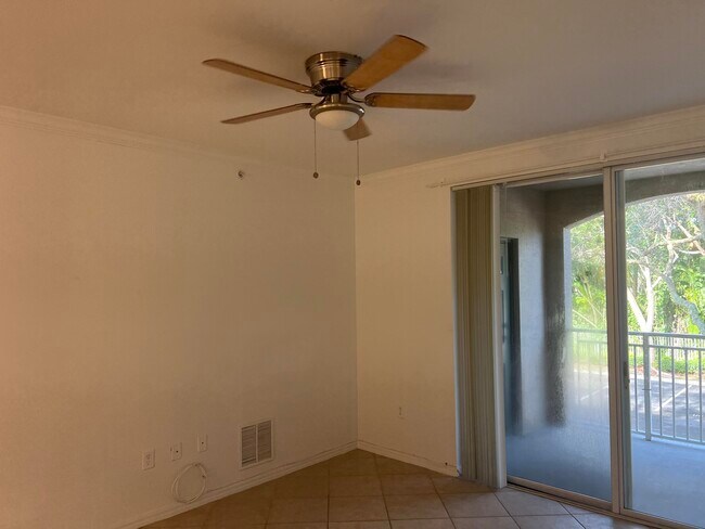 Building Photo - 6394 Emerald Dunes Dr
