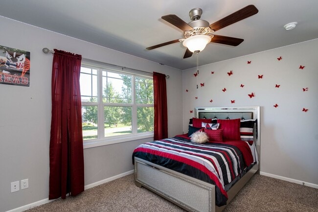 Building Photo - Professionally Managed Home in Convenient ...