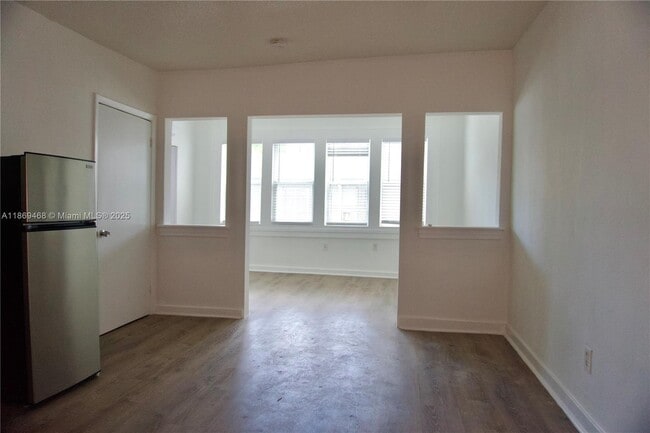 Primary Photo - 501 SW 6th Ct