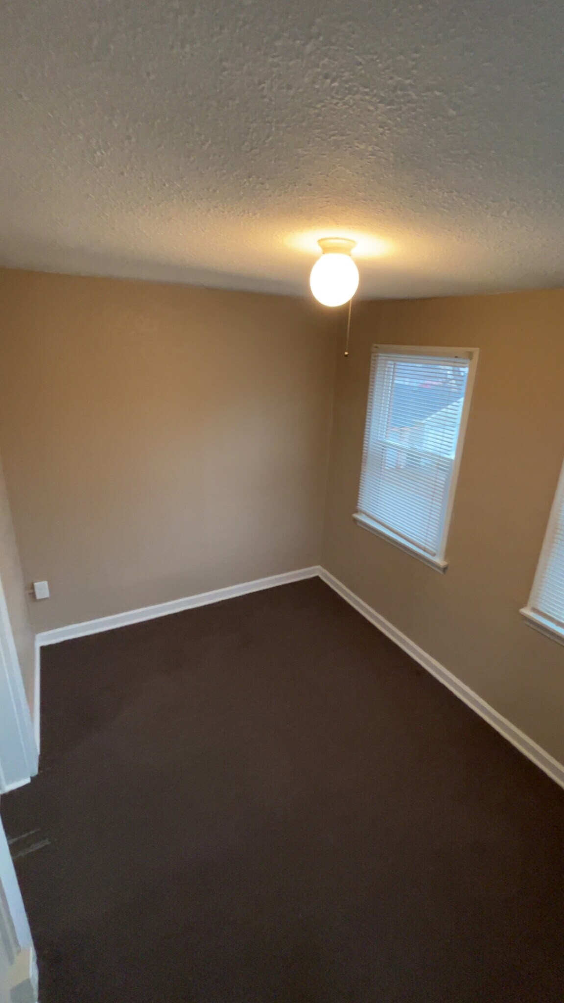 Porch - 1027 43rd Ave N