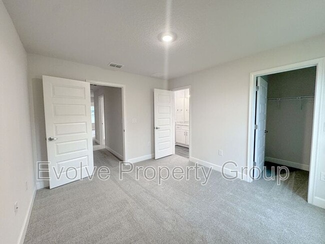 Building Photo - 31 Westridge Ln