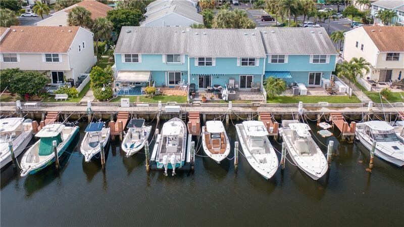 Primary Photo - 2683 NE 15th St