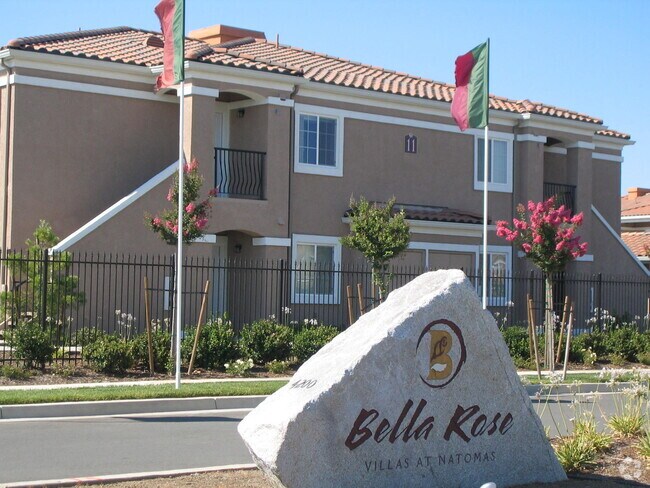 Building Photo - 4200 E Commerce Way