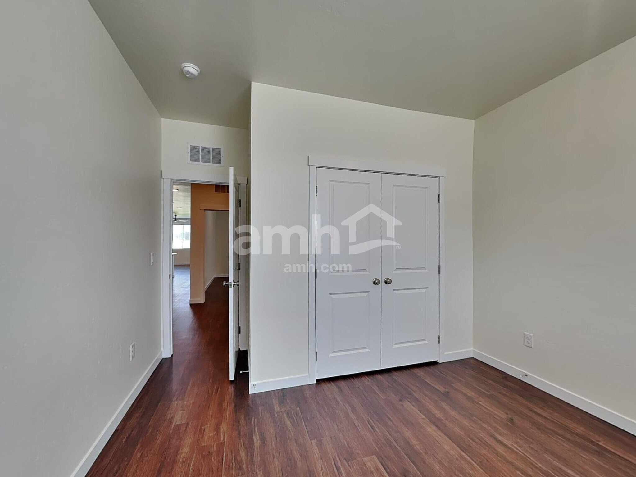 Building Photo - 9396 W Shumard St
