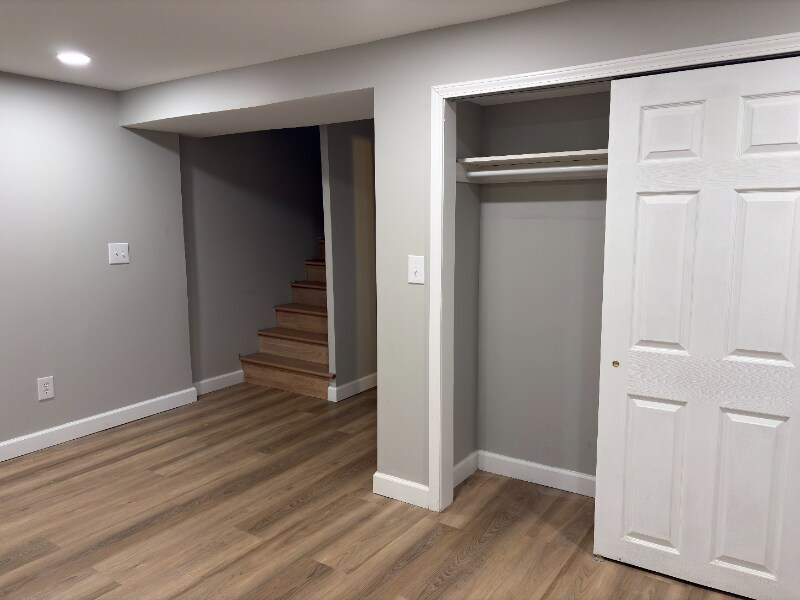 Building Photo - 4919 Fuller Dr