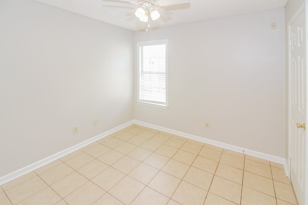 Building Photo - 2784 Fletcher View Dr