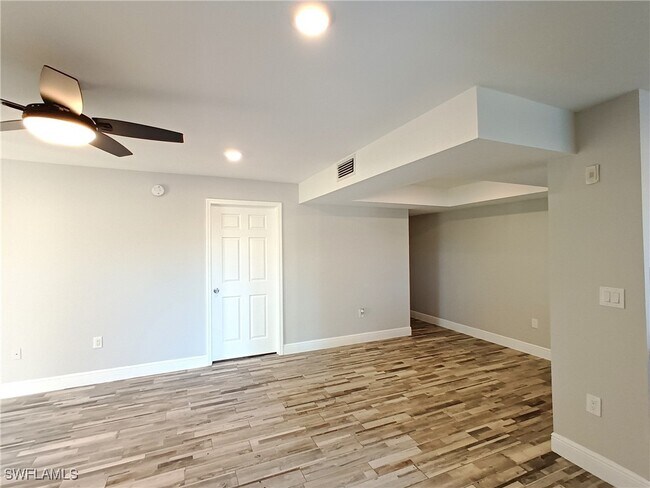 Building Photo - 3407 Winkler Ave