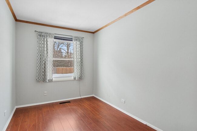 Building Photo - 1902 N Washington St