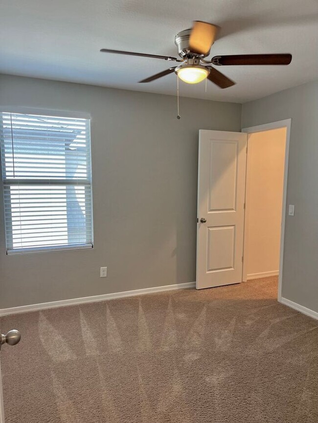 Building Photo - Home in Litchfield Park at Canyon Views! 5...