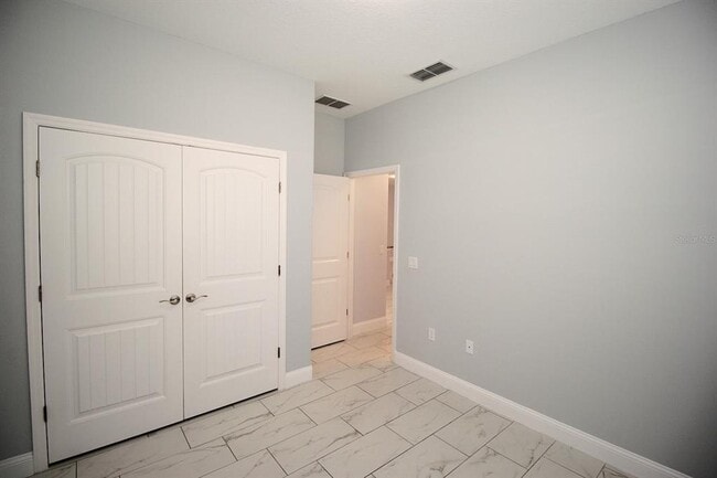 Building Photo - 23 Empress Ln