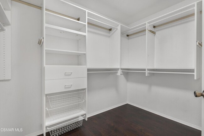 Building Photo - 487 Bernini Ct