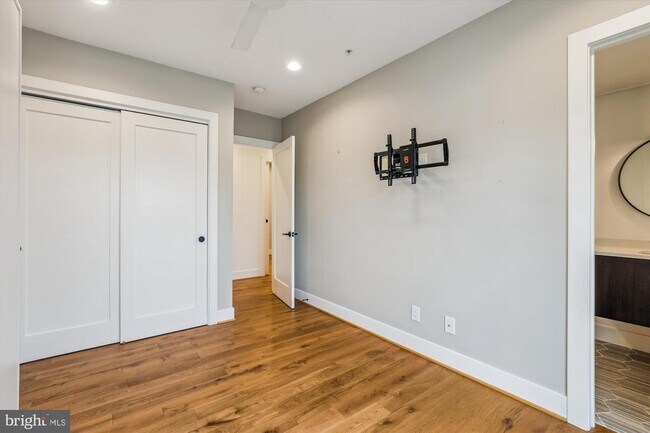 Building Photo - 1844 3rd St NW