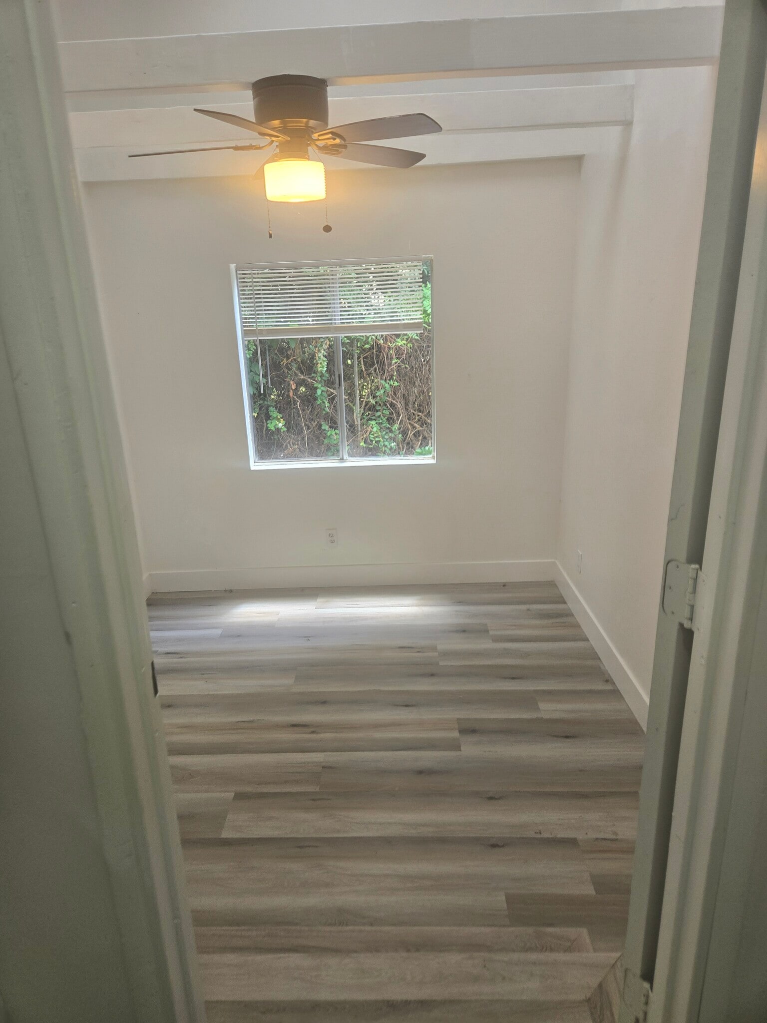Building Photo - 6116 Melvin Ave