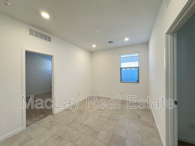 Building Photo - 25361 N 144th Dr