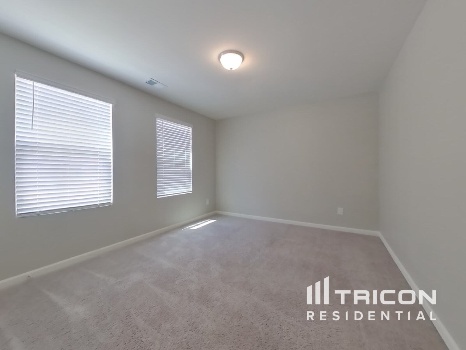 Building Photo - 504 Cole Creek Dr