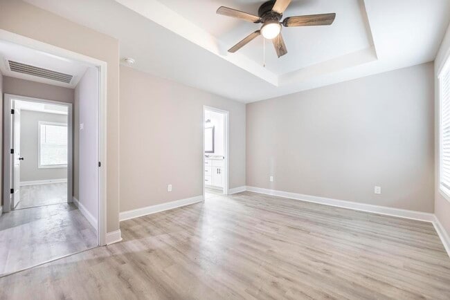 Building Photo - 316 Beau Claire Cir