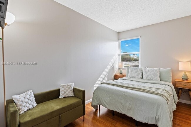 Building Photo - 4119 Coral Springs Dr