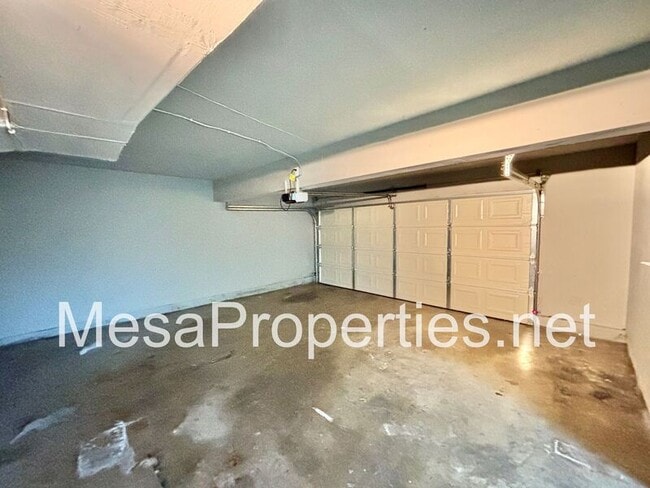 Building Photo - 1749 E Fairfield Ct
