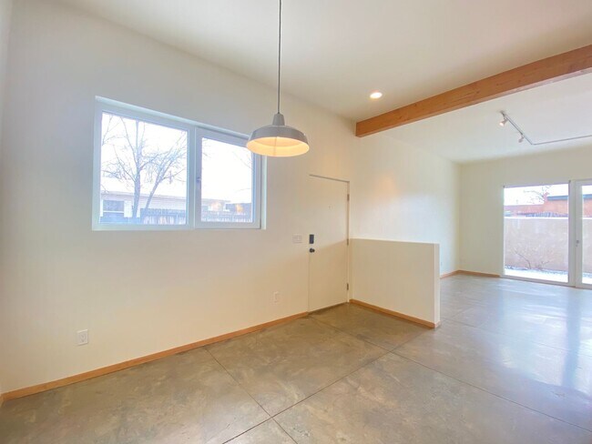 Building Photo - Contemporary Retreat on Dunlap St.