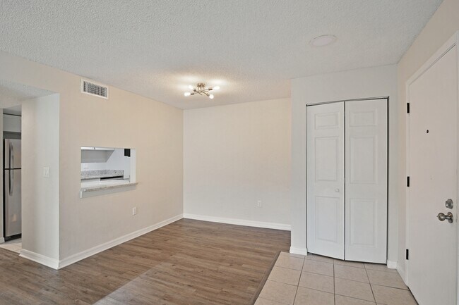 Building Photo - 3282 S Semoran Blvd