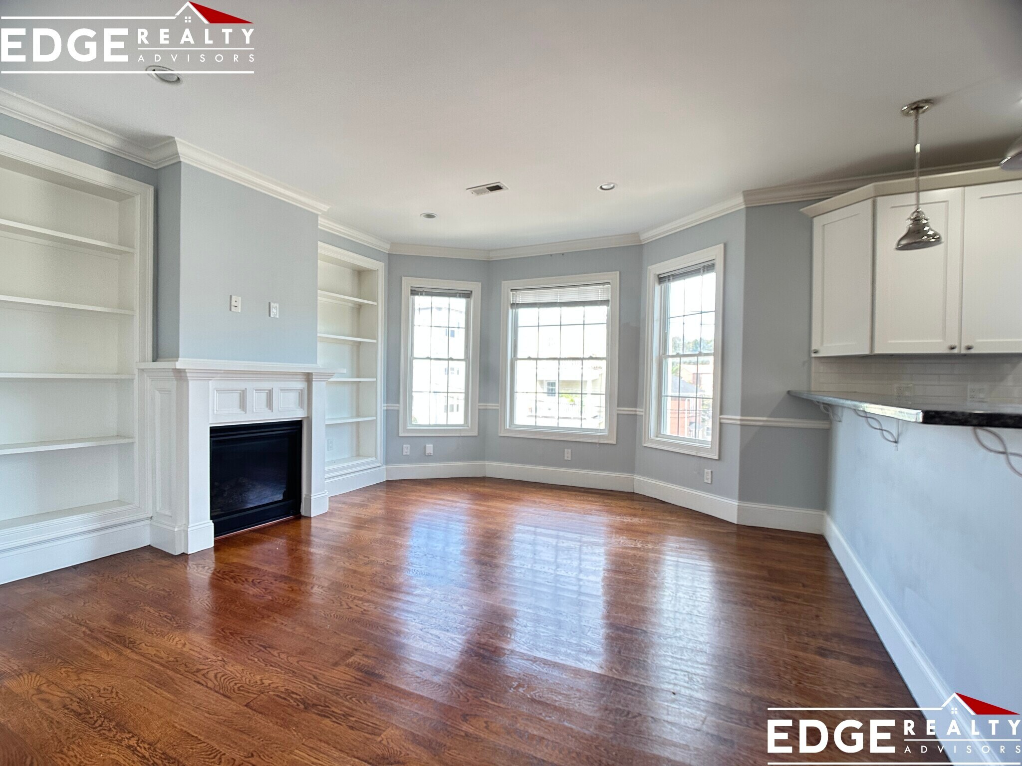 Building Photo - 4 Langley Rd