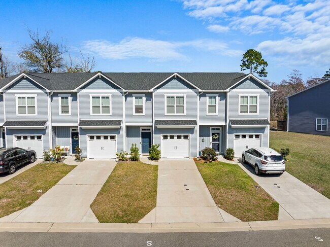 Building Photo - 148 Aspen Rd