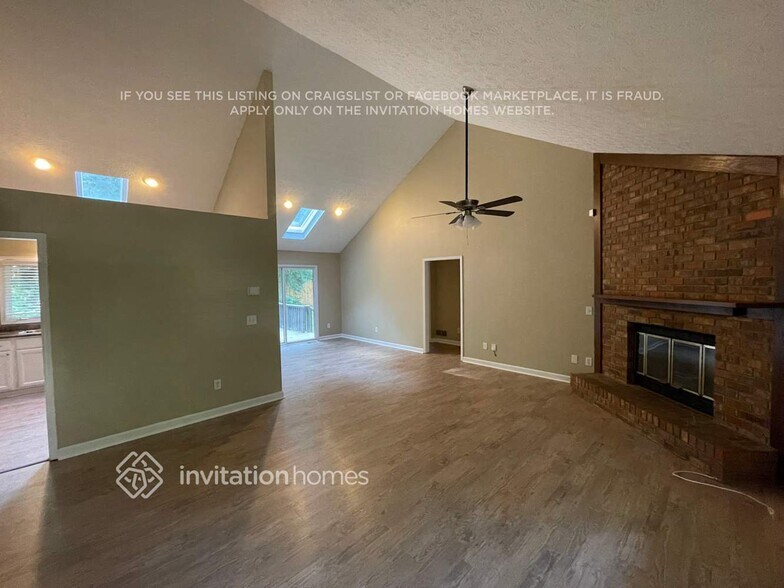 Building Photo - 4932 Falcon Wood Trace NE
