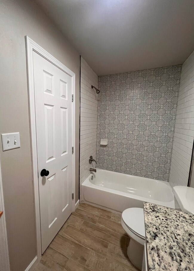 Building Photo - 109 Rockwell Way