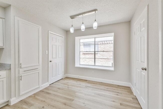 Building Photo - 23203 Pennsgrove Rd