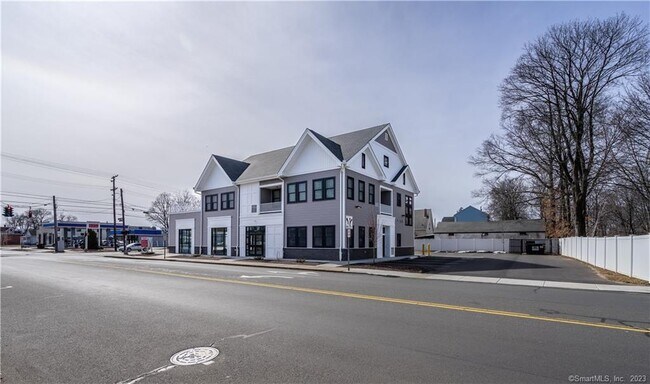 Building Photo - 77 Whiting St