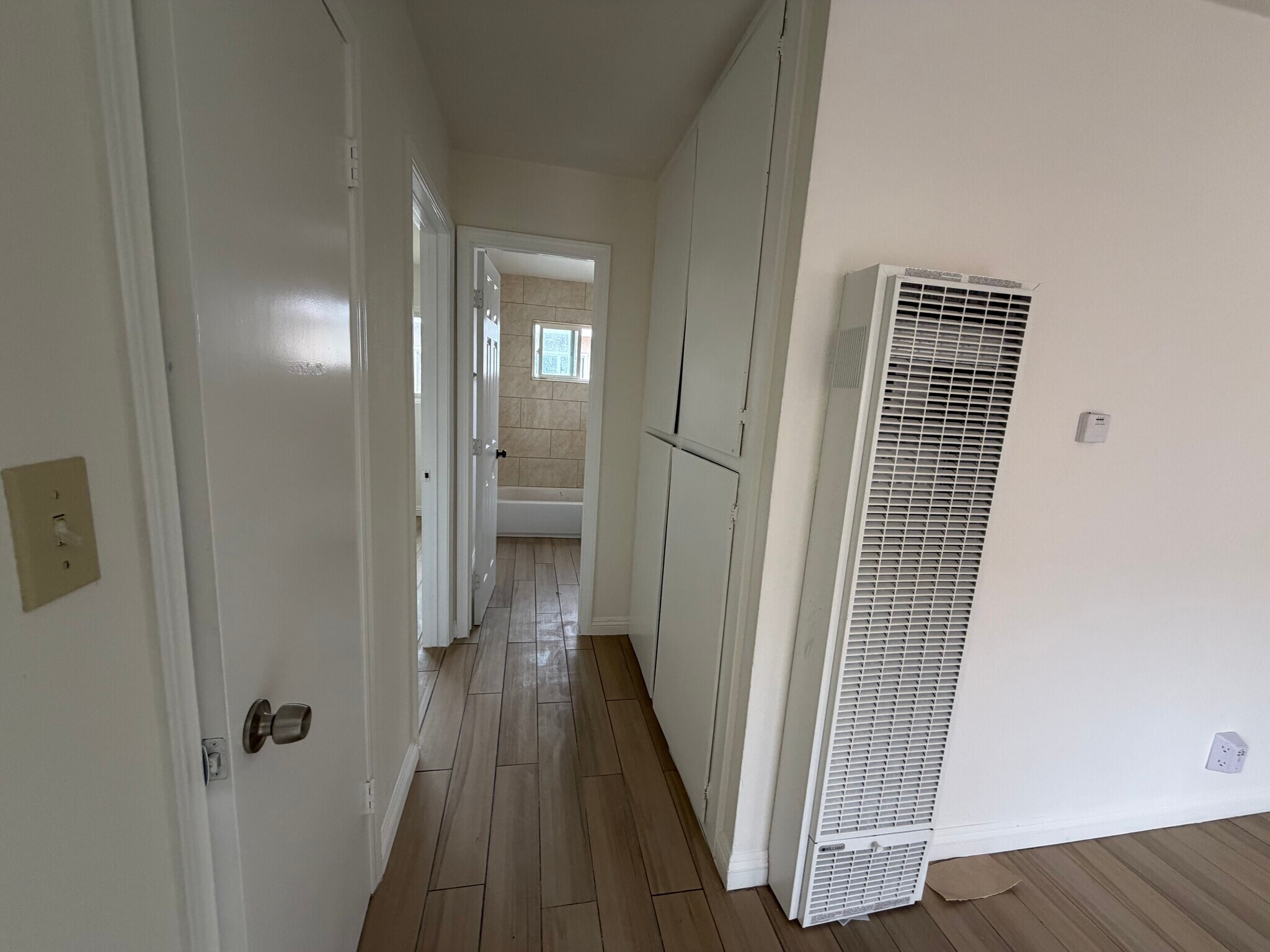 Building Photo - 159 N Vecino Dr