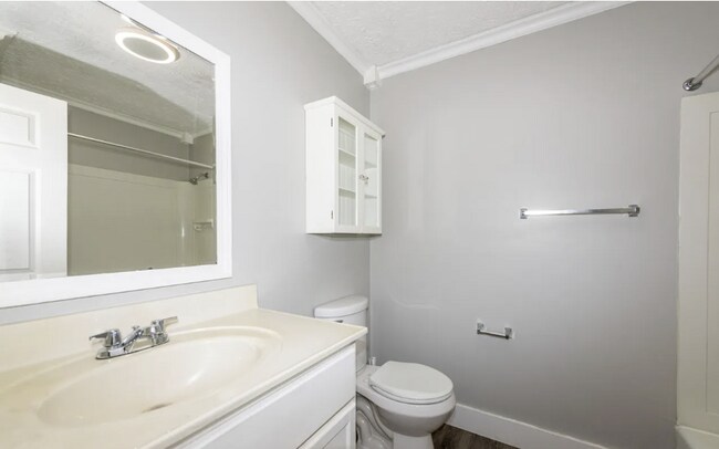 Building Photo - 1412 Marconi Dr