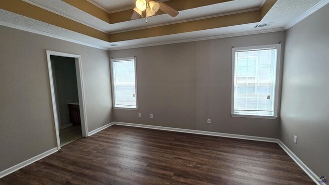 Building Photo - 126 Rolling Woods Cir