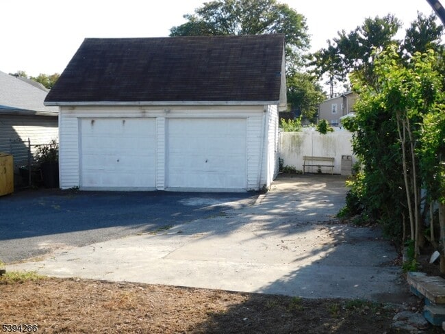 Building Photo - 78 Newark Ave