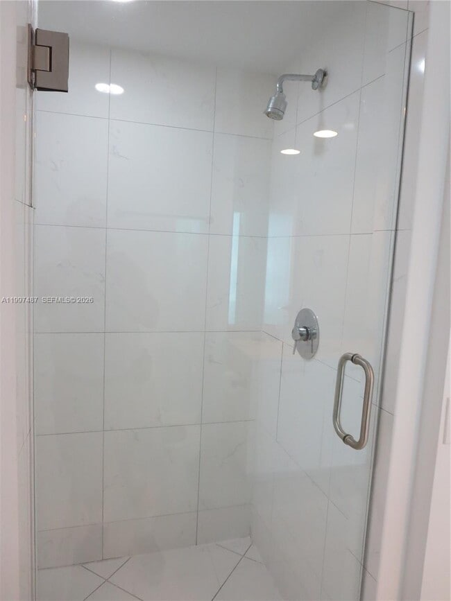 Building Photo - 500 Brickell Ave