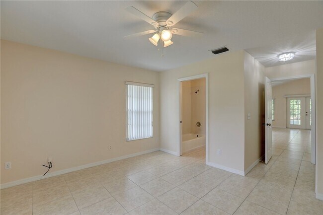 Building Photo - 11187 Airport Dr