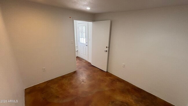 Building Photo - 5548 N 12th Ave